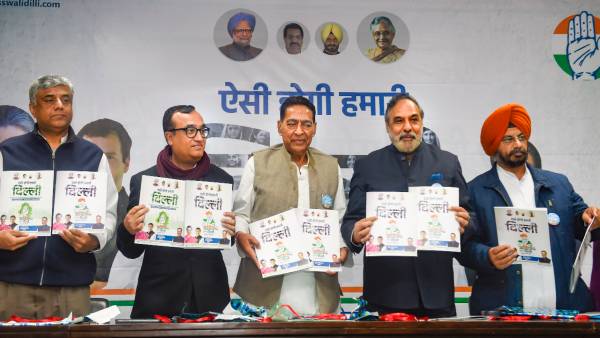 जब पूर्ण राज्य कानून के मसौदे के खिलाफ खड़ी हो गईं शीला दीक्षित
