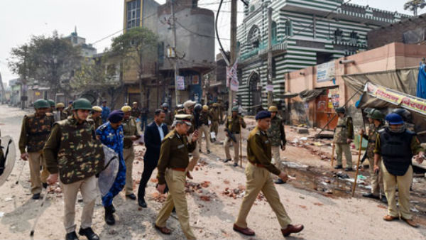 'जब तक ऑर्डर नहीं आएगा हम कुछ नहीं कर सकते'