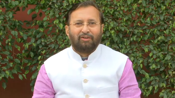कपिल मिश्रा पर टाल गए सवाल