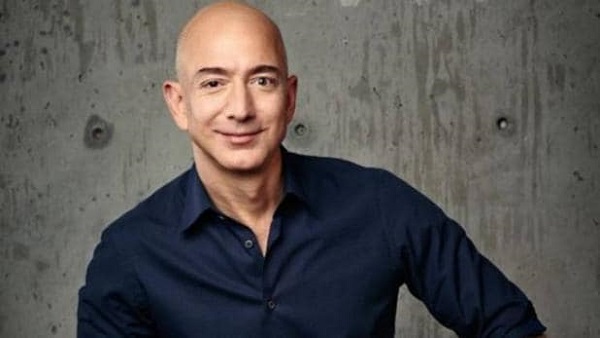 जेफ बेजॉस अमीरों की लिस्ट में पहले स्थान पर