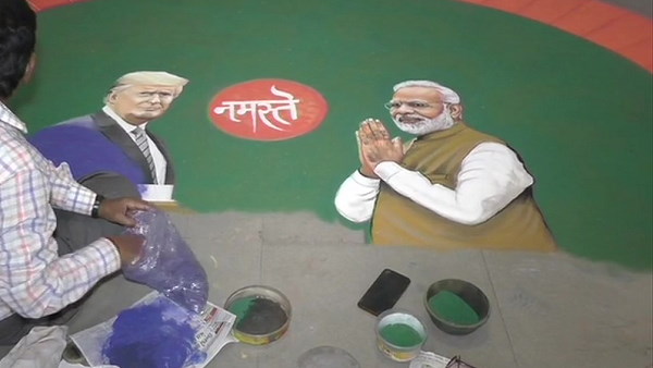 jewelers made gold notes bearing Modi and Trump picture jewelers made gold notes bearing Modi and Trump picture