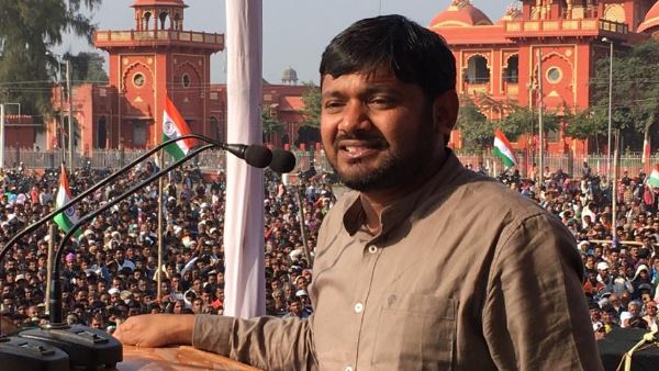 कन्हैया कुमार के काफिले किया पथराव