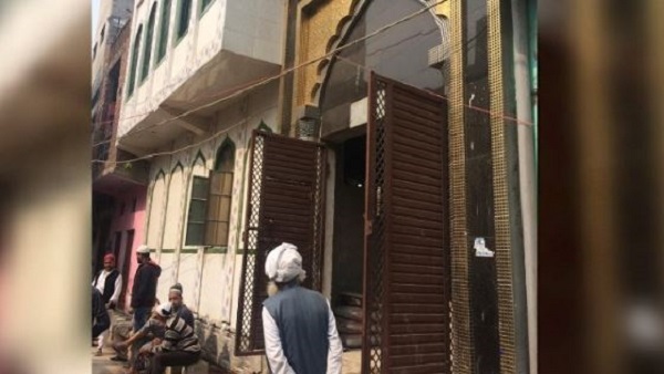 Delhi Violence: shiv vihars mosque prays for peace in jumma namaaz Delhi Violence: shiv vihars mosque prays for peace in jumma namaaz