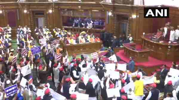 Opposition MLAs protest in assembly during Governor Anandiben Patel speech Opposition MLAs protest in assembly during Governor Anandiben Patel speech