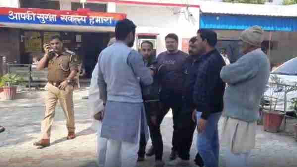ऑनर किलिंग की बात आई सामने