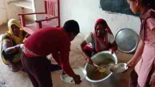 rice and 400 ml milk is distributed among 32 children Junior High School rice and 400 ml milk is distributed among 32 children Junior High School