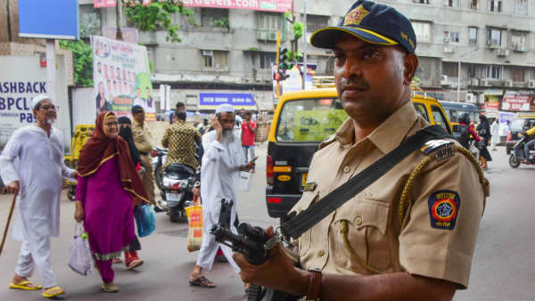 Voter ID card proof of citizenship, court discharges two accused Bangladeshi infiltrators Voter ID card proof of citizenship, court discharges two accused Bangladeshi infiltrators