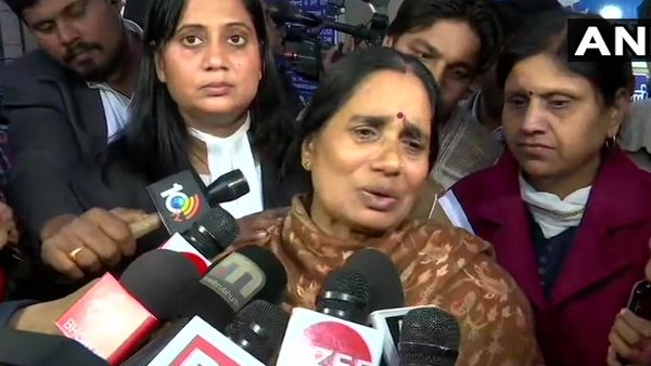1 फरवरी को डेथ वारेंट कैंसिल हुआ तो आंखों से आंसू बह निकले
