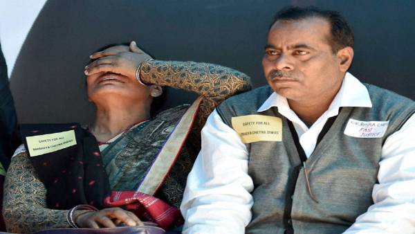 7 वर्षों से न्याय की आस लगाए बोझिल हुए जा रहे हैं निर्भया के मां-बाप