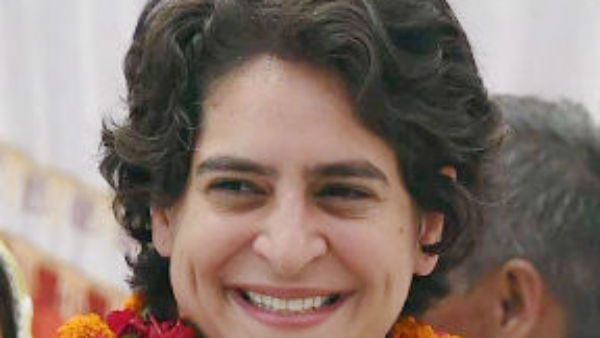 पार्टी महासचिव के रूप में काम कर रही हैं प्रियंका गांधी