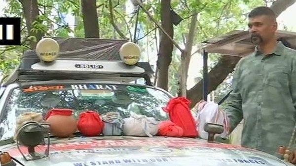 61,000 किमी की 'तीर्थयात्रा' कर लौटे हैं