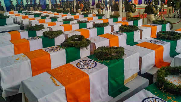 कुछ परिवार मगर हैं खुश