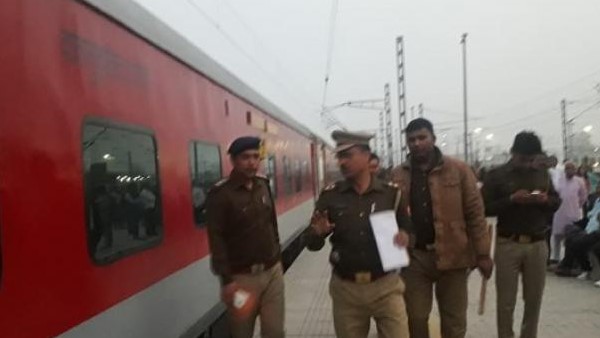 rajdhani express train stopped after passenger tweets five bombs in the train rajdhani express train stopped after passenger tweets five bombs in the train