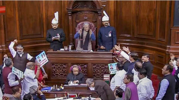 वेल में घुसकर बवाल करने वाले सांसदो पर होगी सख्ती ?