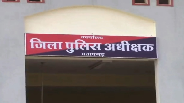 घर से पांच सौ मीटर दूर मिला शव
