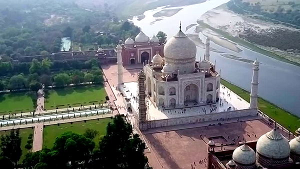 466 किलो सोने का था गुंबद पर कलश