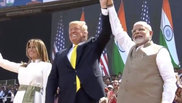 donald trump, trump india visit, defence deal, deal, india, india and america, trump, motera stadium, trump, melania trump, ivanka trump, donald trump wife, trump visit to india, donald trump india visit, trump wife, itc maurya, donald trump age, trump news, barack obama, melania trump age, trump daughter, donald trump daughter, air force one, trump india, trump age, trump in india, air force 1, trump twitter, sabarmati ashram, pm modi, trump in india, narendra modi, gujarat, डोनाल्ड ट्रंप, भारत दौरा, भारत, अमेरिका, नरेंद्र मोदी, पीएम मोदी, प्रधानमंत्री नरेंद्र मोदी, प्रधानमंत्री नरेंद्र मोदी ट्वीट, डिफेंस डील, डील, भारत और अमेरिका donald trump, trump india visit, defence deal, deal, india, india and america, trump, motera stadium, trump, melania trump, ivanka trump, donald trump wife, trump visit to india, donald trump india visit, trump wife, itc maurya, donald trump age, trump news, barack obama, melania trump age, trump daughter, donald trump daughter, air force one, trump india, trump age, trump in india, air force 1, trump twitter, sabarmati ashram, pm modi, trump in india, narendra modi, gujarat, डोनाल्ड ट्रंप, भारत दौरा, भारत, अमेरिका, नरेंद्र मोदी, पीएम मोदी, प्रधानमंत्री नरेंद्र मोदी, प्रधानमंत्री नरेंद्र मोदी ट्वीट, डिफेंस डील, डील, भारत और अमेरिका
