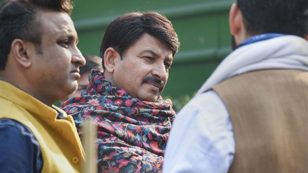 भाजपा का पूर्वांचल, बिहार कार्ड भी नहीं चला