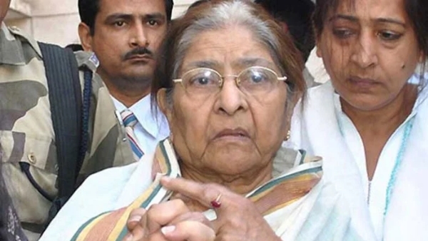 Supreme Court fixes Apr 14 for hearing Zakia Jafris plea against SITs clean chit to PM Modi Supreme Court fixes Apr 14 for hearing Zakia Jafris plea against SITs clean chit to PM Modi