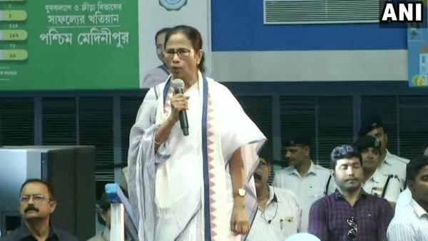 CoronaVirus, कोरोना वायरस से कैसे बचें, कोरोना वायरस, West Bengal, Mamata Banerjee, ममता बनर्जी CoronaVirus, कोरोना वायरस से कैसे बचें, कोरोना वायरस, West Bengal, Mamata Banerjee, ममता बनर्जी