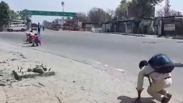 uttar pradesh badaun policeman did misbehaved with people uttar pradesh badaun policeman did misbehaved with people