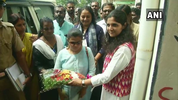 सरकार से लड़ाई