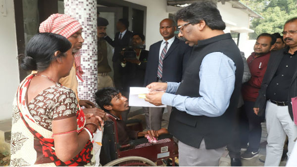 पायल की मदद कर जगाई पढ़ने की उम्मीद