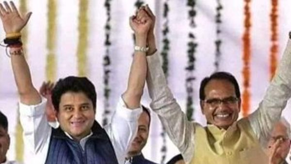 शिवराज ने बागी विधायकों को CRPF सुरक्षा देने की मांग की