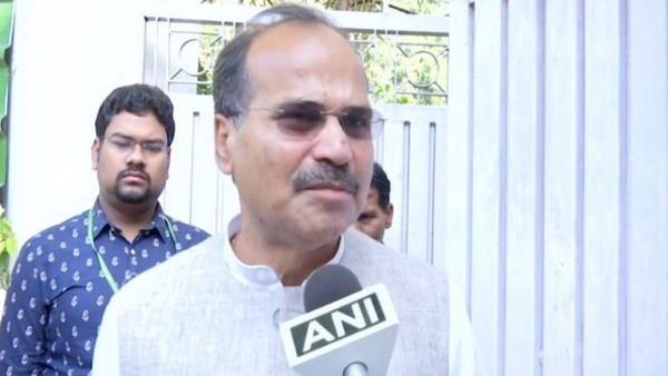 Delhi residence of adhir ranjan chowdhury was attacked by miscreants Delhi residence of adhir ranjan chowdhury was attacked by miscreants