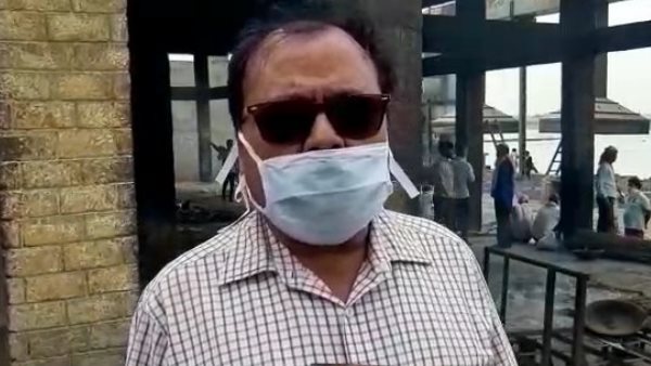 man not allow relatives to participate in his father last rites due to lockdown man not allow relatives to participate in his father last rites due to lockdown
