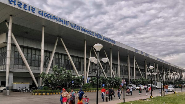 जेट ने 4900 लोगों को भोजन पहुंचाया