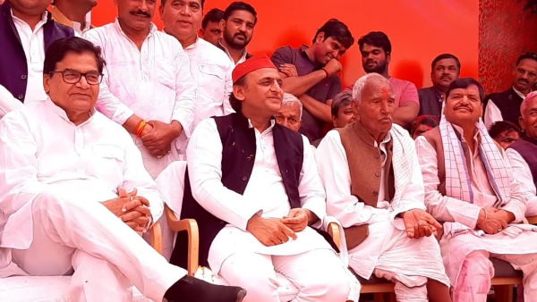 'हमारे परिवार में खटपट नहीं...'