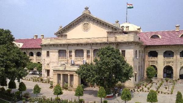 क्या है पोस्टर विवाद