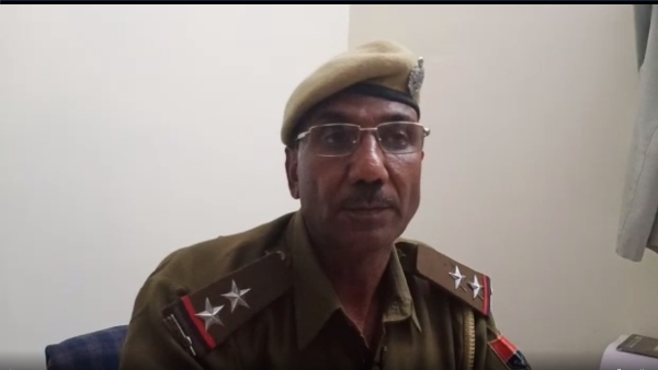रुपए देने से मना करने पर करने लगे ब्लैकमेल