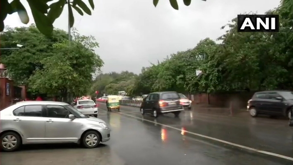 Delhi-NCR Rain lashes parts of the national capital Delhi-NCR Rain lashes parts of the national capital