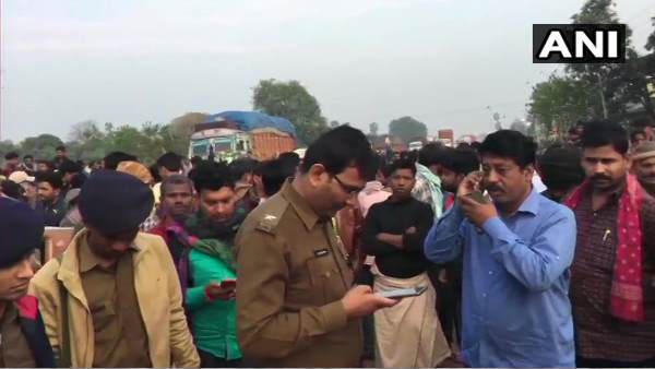 Muzaffarpur, bihar, accident, highway, Kanti Police Station, road accident, बिहार, मुजफ्फरपुर, हाईवे, सड़क हादसा, कांति पुलिस स्टेशन Muzaffarpur, bihar, accident, highway, Kanti Police Station, road accident, बिहार, मुजफ्फरपुर, हाईवे, सड़क हादसा, कांति पुलिस स्टेशन