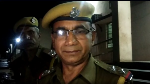 दोनों थीं खेत पड़ोसी