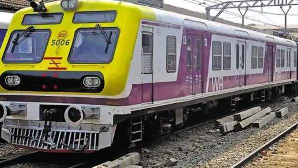 22 मार्च को मध्य रेलवे की लगभग 60% उपनगरीय ट्रेनें चलेंगी