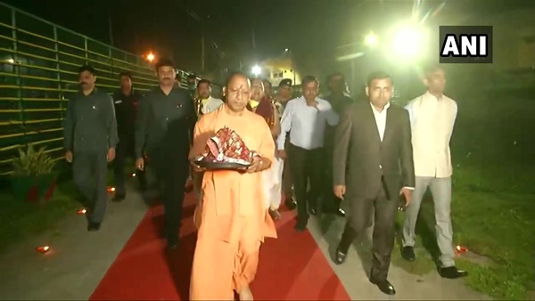 अयोध्या के दौरे पर पहुंचे थे सीएम योगी