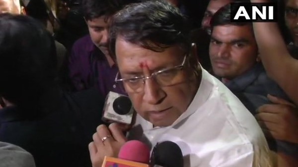 भाजपा ने भी बुलाई विधायकों की बैठक