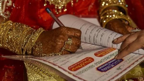 भारत में कोरोना से तीन लोगों की मौत