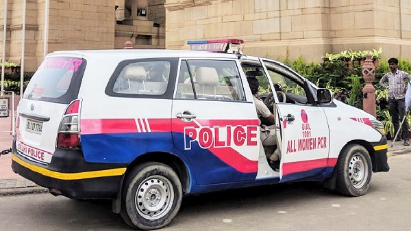 Delhi Police registered case against man who allegedly spat on woman of Manipur and called her Corona Delhi Police registered case against man who allegedly spat on woman of Manipur and called her Corona