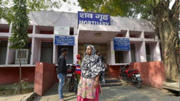 delhi, delhi violence, delhi court, court, national human rights commission, nhrc, postmortem, video, pictures, filming, petition, delhi police, दिल्ली, दिल्ली हिंसा, दिल्ली कोर्ट, राष्ट्रीय मानवाधिकार आयोग, एनएचआरसी, पोस्टमार्टम, वीडियो, तस्वीरें, याचिका, दिल्ली पुलिस delhi, delhi violence, delhi court, court, national human rights commission, nhrc, postmortem, video, pictures, filming, petition, delhi police, दिल्ली, दिल्ली हिंसा, दिल्ली कोर्ट, राष्ट्रीय मानवाधिकार आयोग, एनएचआरसी, पोस्टमार्टम, वीडियो, तस्वीरें, याचिका, दिल्ली पुलिस