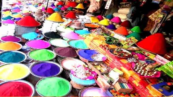 रंगों की कीमतों में 50 फीसदी की बढ़ोतरी का किया जा रहा है अनुमान