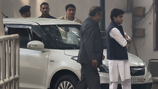 कांग्रेस के नेताओं ने सिंधिया को बताया गद्दार
