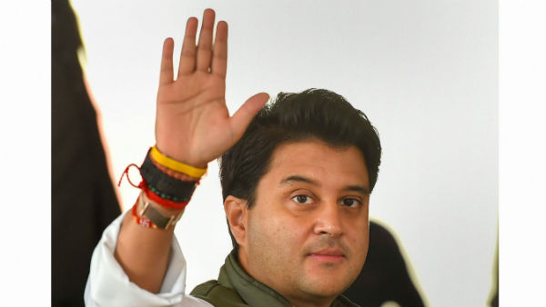 दिल्ली दंगों पर बोला पार्टी पर हमला