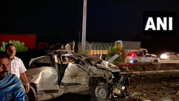 accident, road accident, karnataka, collided tumkur, सड़क हादसा, दुर्घटना, तुमकुर, कर्नाटक accident, road accident, karnataka, collided tumkur, सड़क हादसा, दुर्घटना, तुमकुर, कर्नाटक