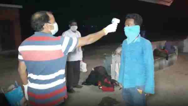 Lockdnau: 16 labrourers moving towards bihar rescued by Chandauli police Lockdnau: 16 labrourers moving towards bihar rescued by Chandauli police