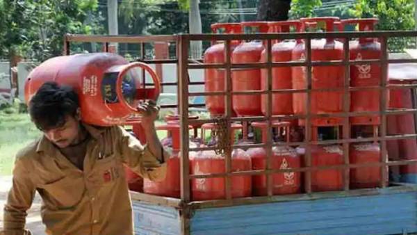 प्रति माह तीन सिलेंडर देने पर 19,200 करोड़ रुपए होगी वित्तीय लागत