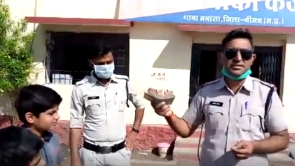 खेलड़ी गांव के रहने वाले हैं रियल हीरो बच्चे